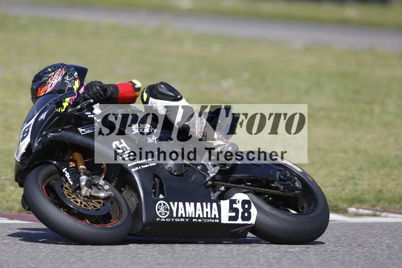 /10 20.04.2026  Pluess Moto Sport ADR/Freies Fahren/58